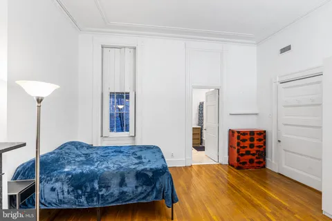 $420,000 | 1029 Spruce Street, Unit 200, Philadelphia, PA 19107