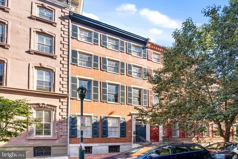 $420,000 | 1029 Spruce Street, Unit 200, Philadelphia, PA 19107