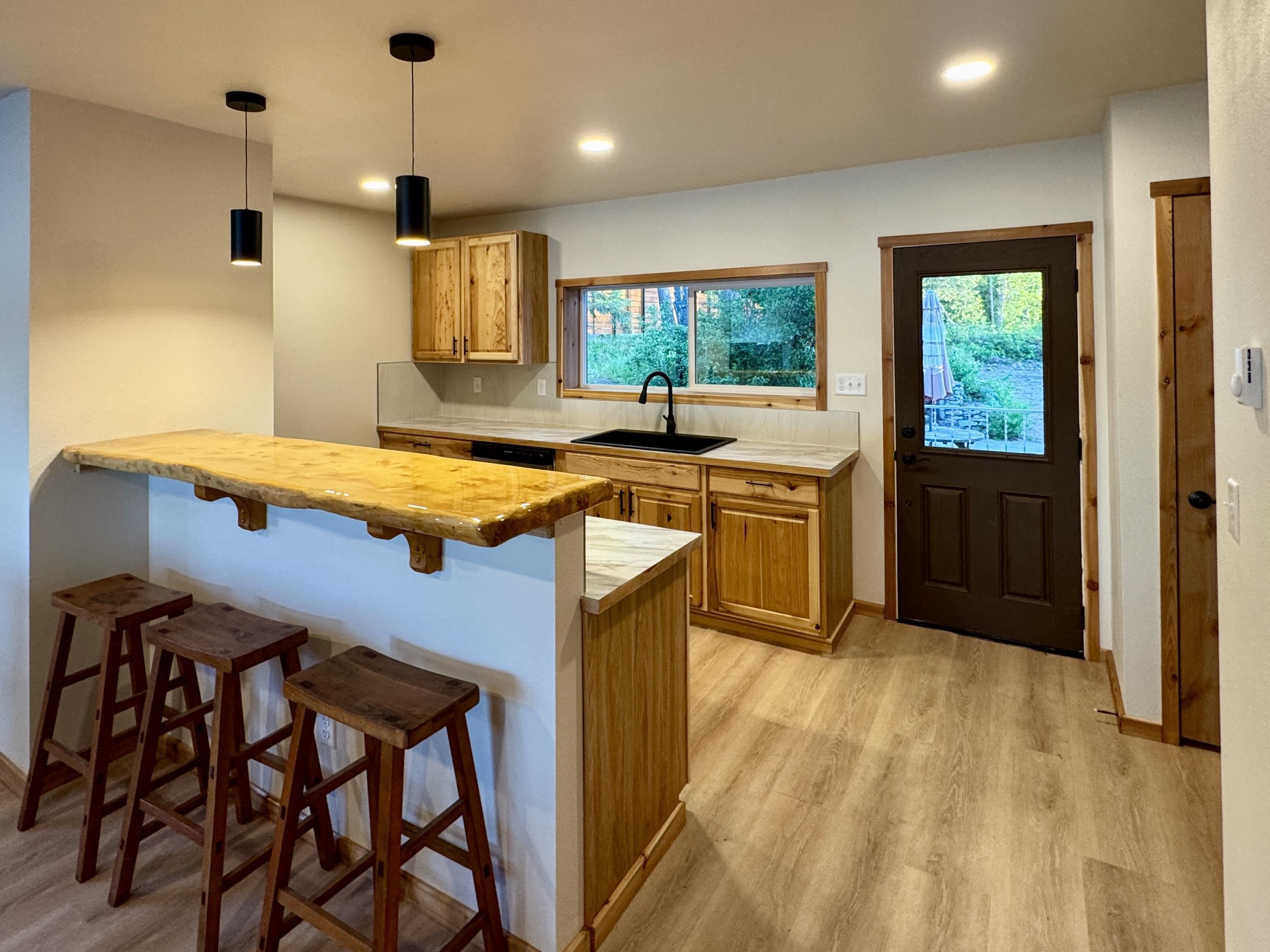 141 Rockwood Road Newport, WA 99156 - Photo 8 of 43