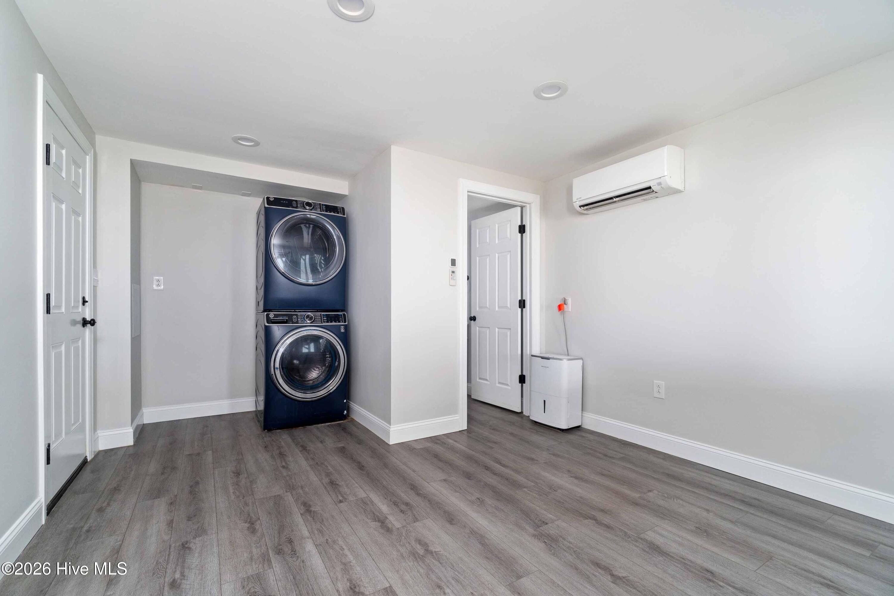 3465 Janiero Road Arapahoe, NC 28510 - Photo 30 of 47 025_Laundry