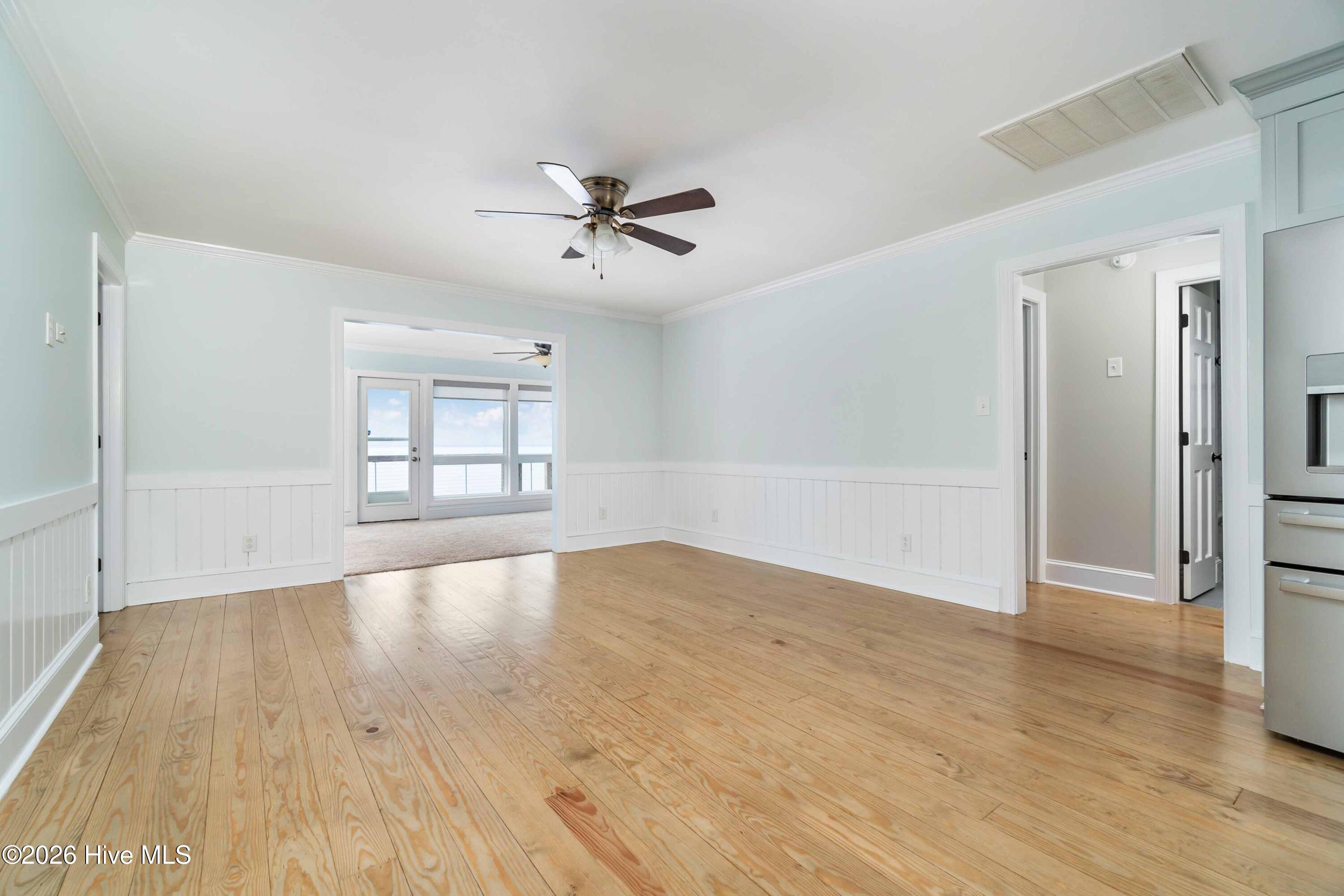 3465 Janiero Road Arapahoe, NC 28510 - Photo 4 of 47 004_Dining