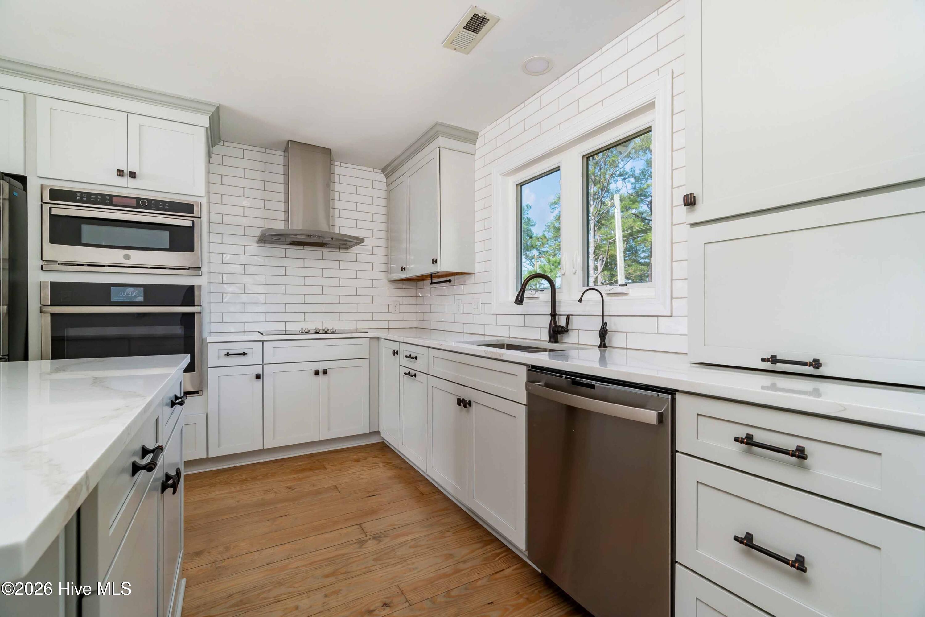 3465 Janiero Road Arapahoe, NC 28510 - Photo 8 of 47 007_Kitchen