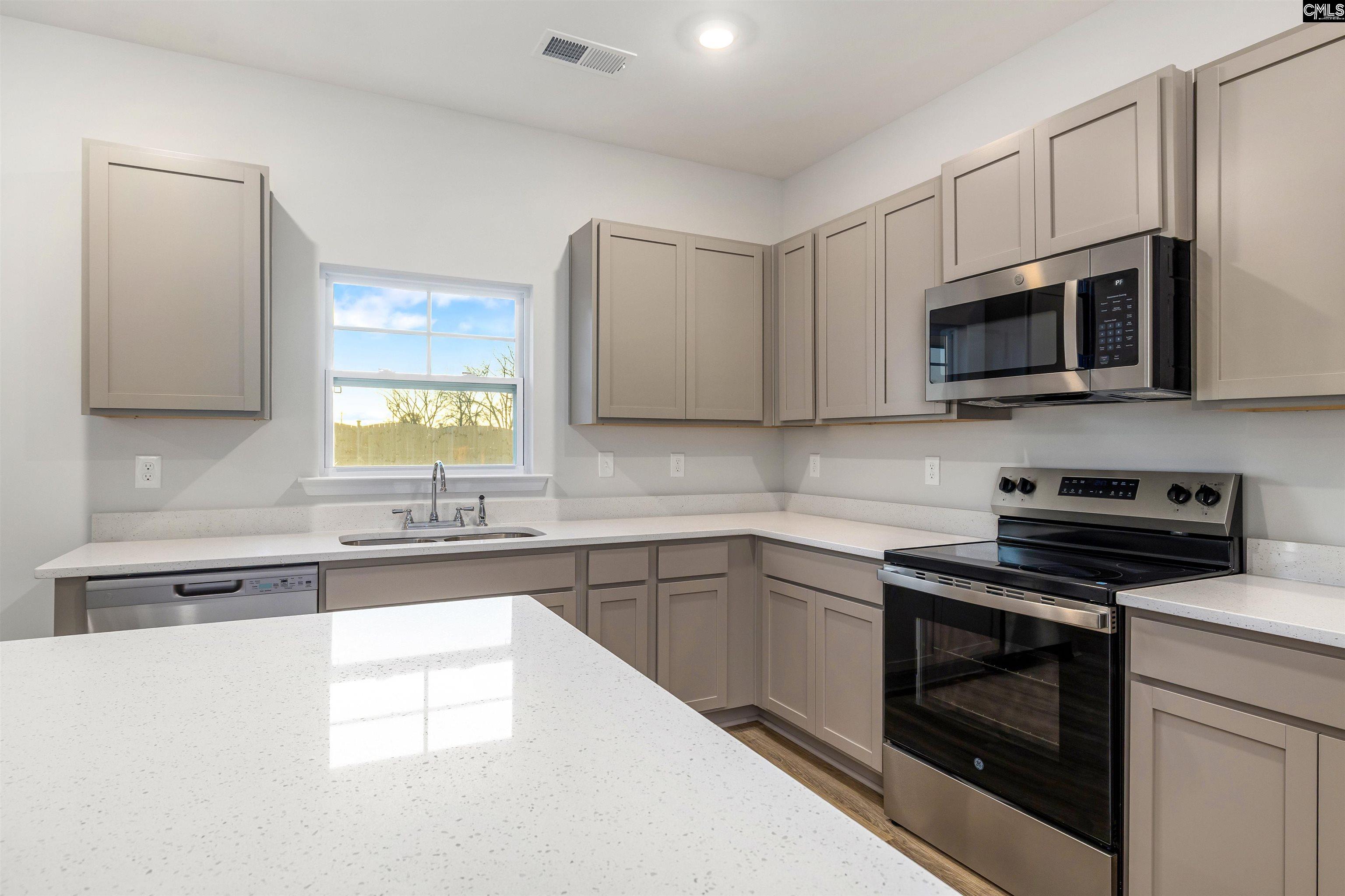 762 Clementine Run Gilbert, SC 29054 - Photo 14 of 36