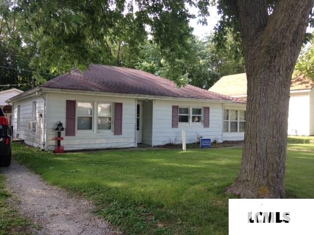 805 South Kickapoo Street Lincoln, IL 62656 - Photo 1 of 1 Gallery Image 1