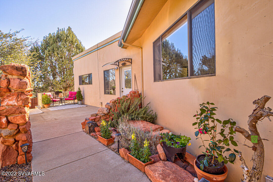 55 Roundup Road Sedona, AZ 86336 - Photo 29 of 35 a front view of a house