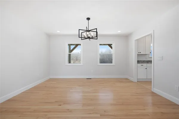 $1,199,900 | 36 Kinnicutt Avenue, Warren, RI 02885