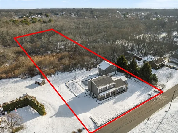 $1,199,900 | 36 Kinnicutt Avenue, Warren, RI 02885