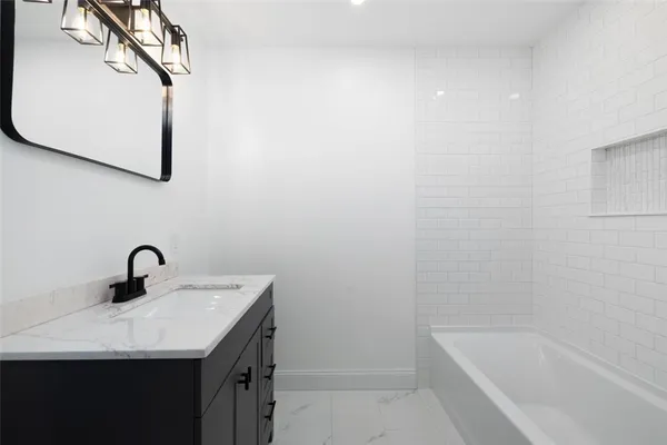 $1,199,900 | 36 Kinnicutt Avenue, Warren, RI 02885