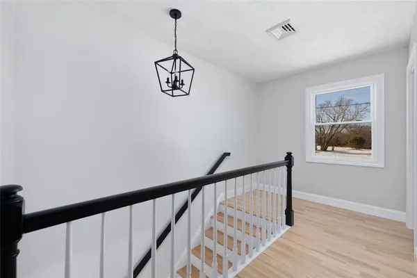 $1,199,900 | 36 Kinnicutt Avenue, Warren, RI 02885