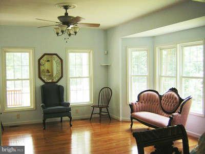 162 Setting Sun Ridge Gerrardstown, WV 25420 - Photo 5 of 15 Living Room