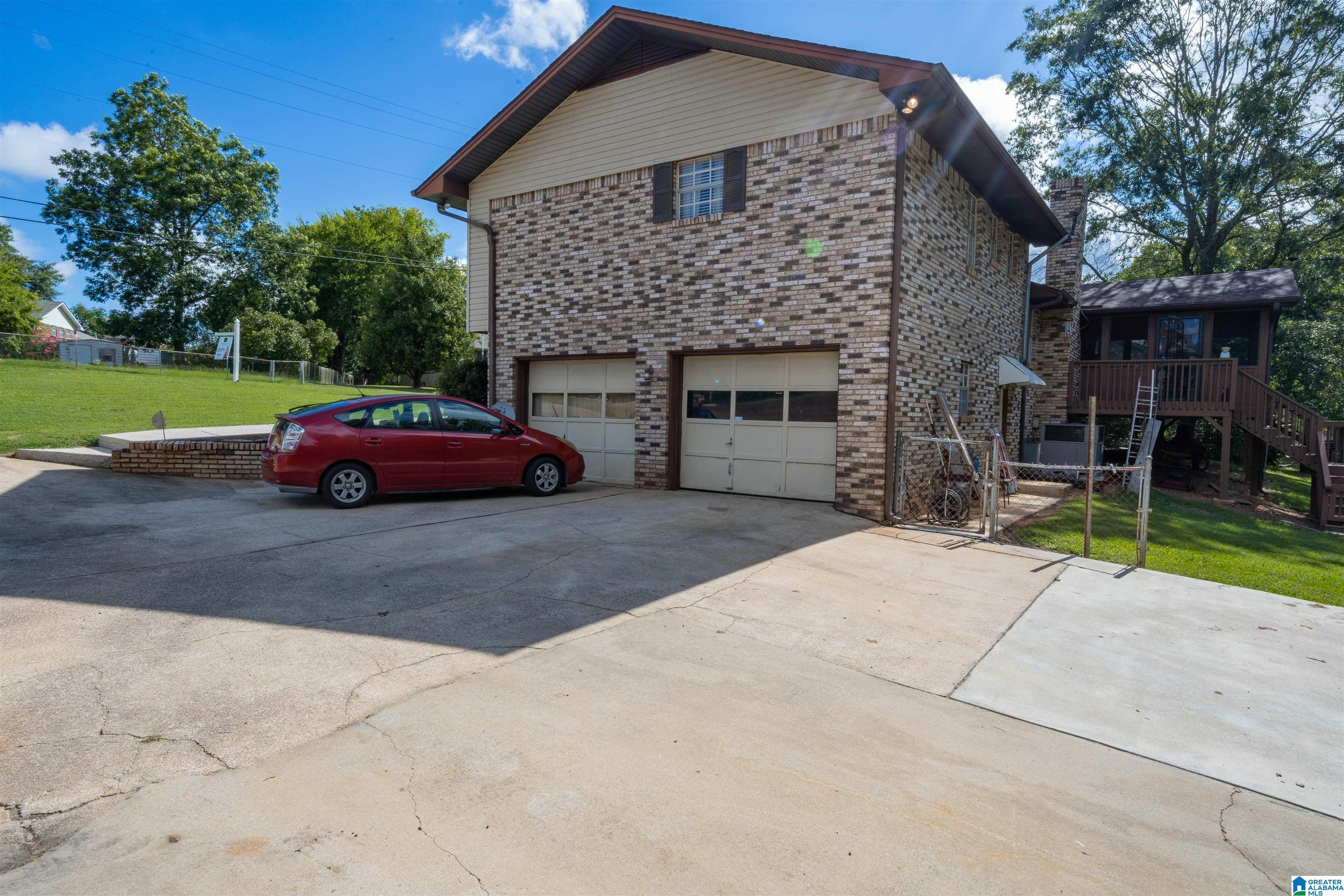 1240 Delta Street Bessemer, AL 35020 - Photo 11 of 35