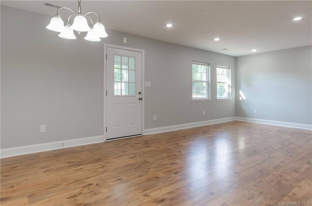 1657 Hensley Road Fort Mill, SC 29715 - Photo 4 of 22 Gallery Image 4