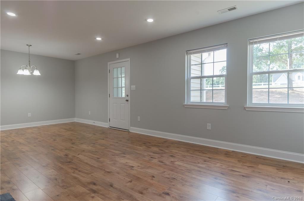 1657 Hensley Road Fort Mill, SC 29715 - Photo 5 of 22 Gallery Image 5