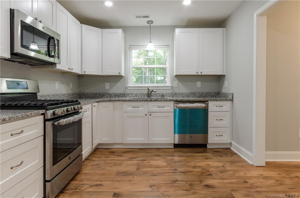 1657 Hensley Road Fort Mill, SC 29715 - Photo 7 of 22 Gallery Image 7