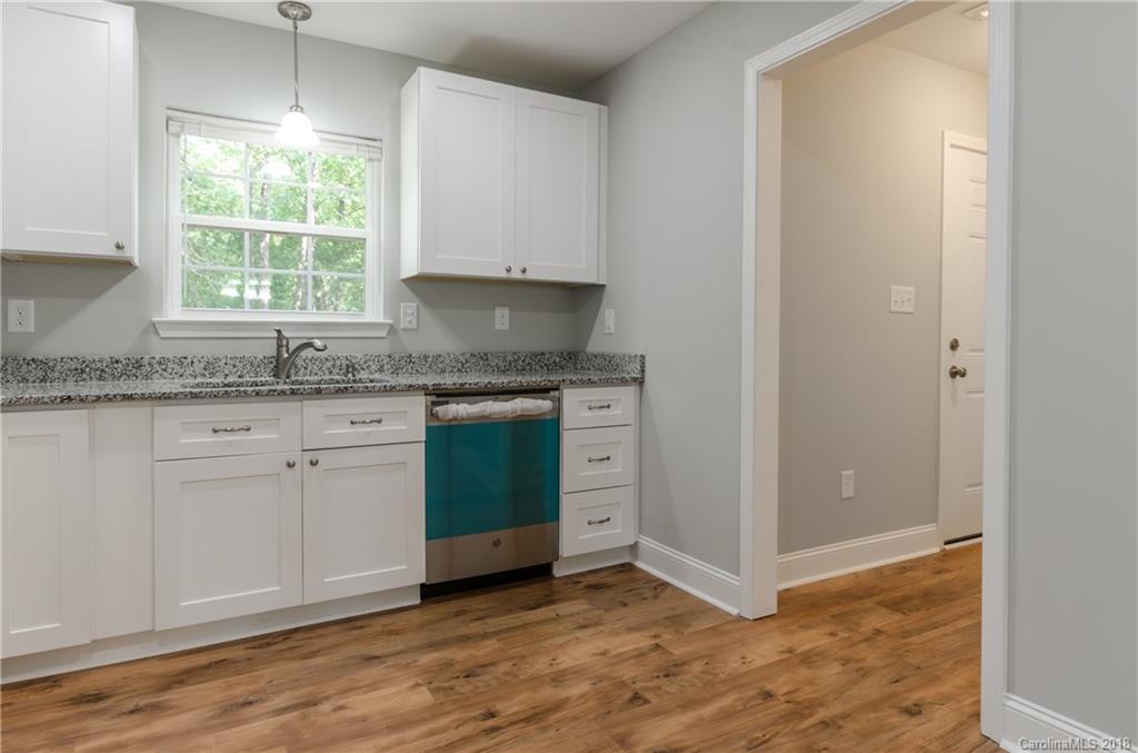 1657 Hensley Road Fort Mill, SC 29715 - Photo 8 of 22 Gallery Image 8