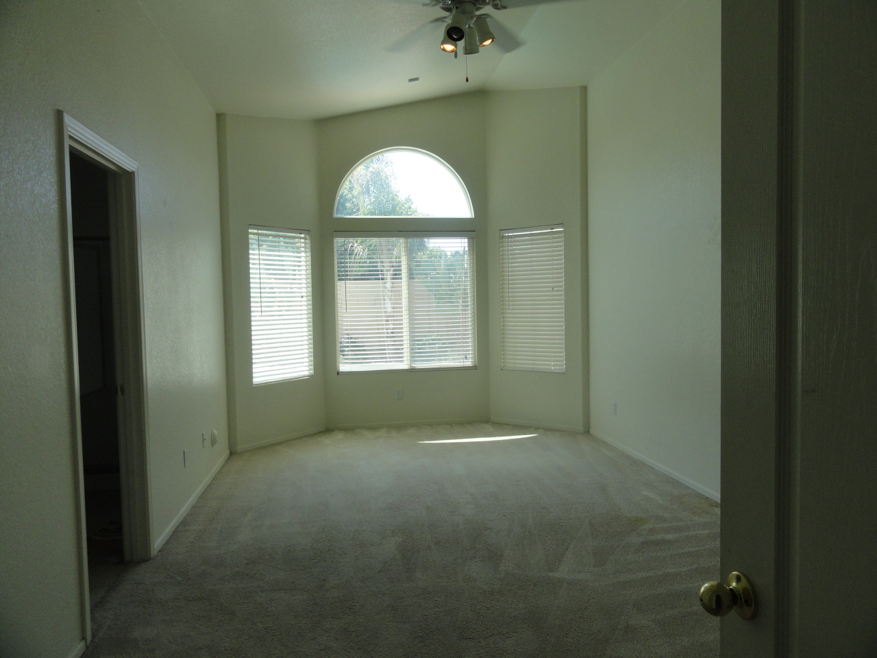 12913 West Cheery Lynn Road Avondale, AZ 85392 - Photo 8 of 15 VAULTED CIELINGS IN MASTER BEDROOM