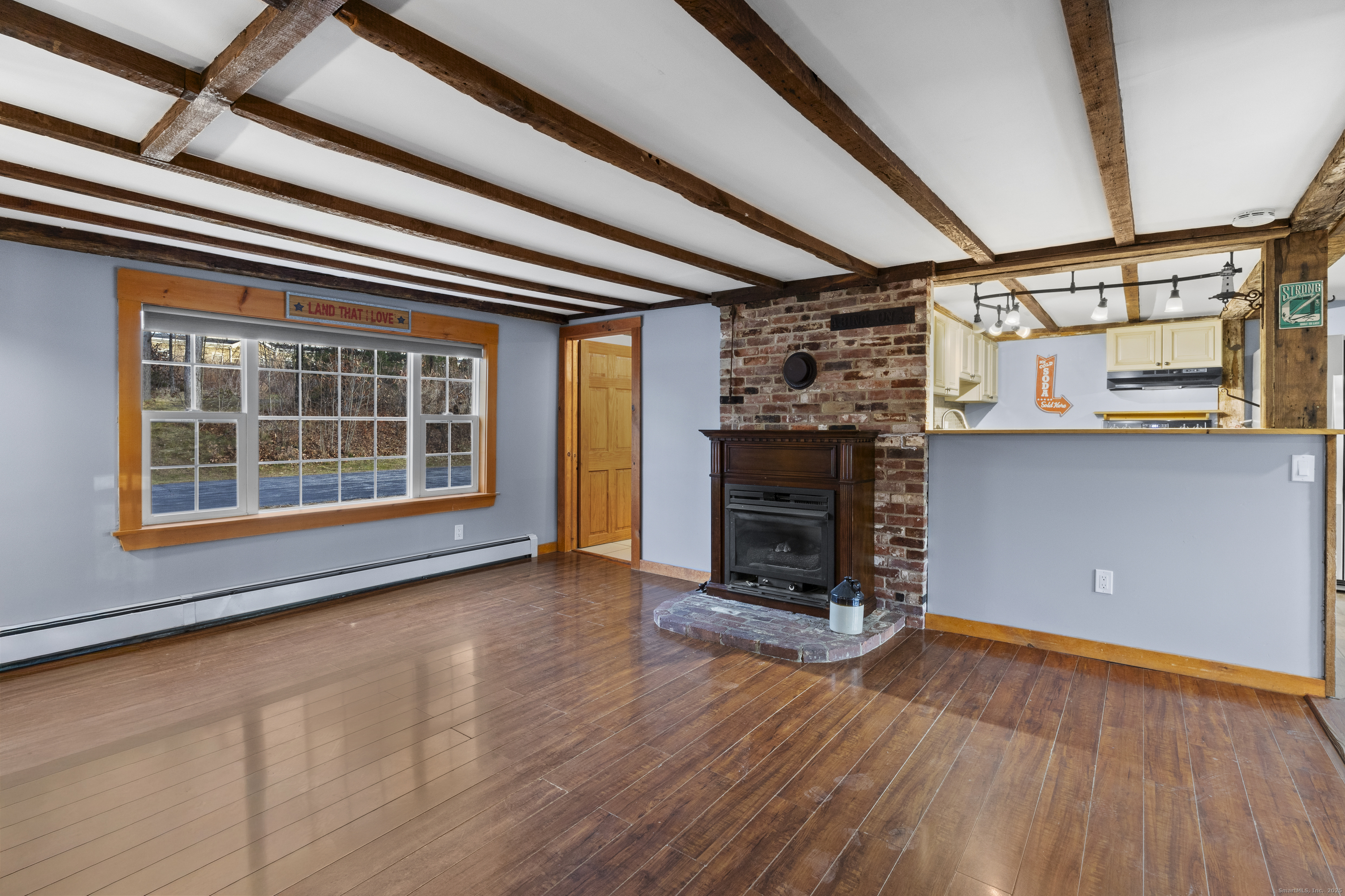 2 Hampton Road Pomfret, CT 06259 - Photo 9 of 32