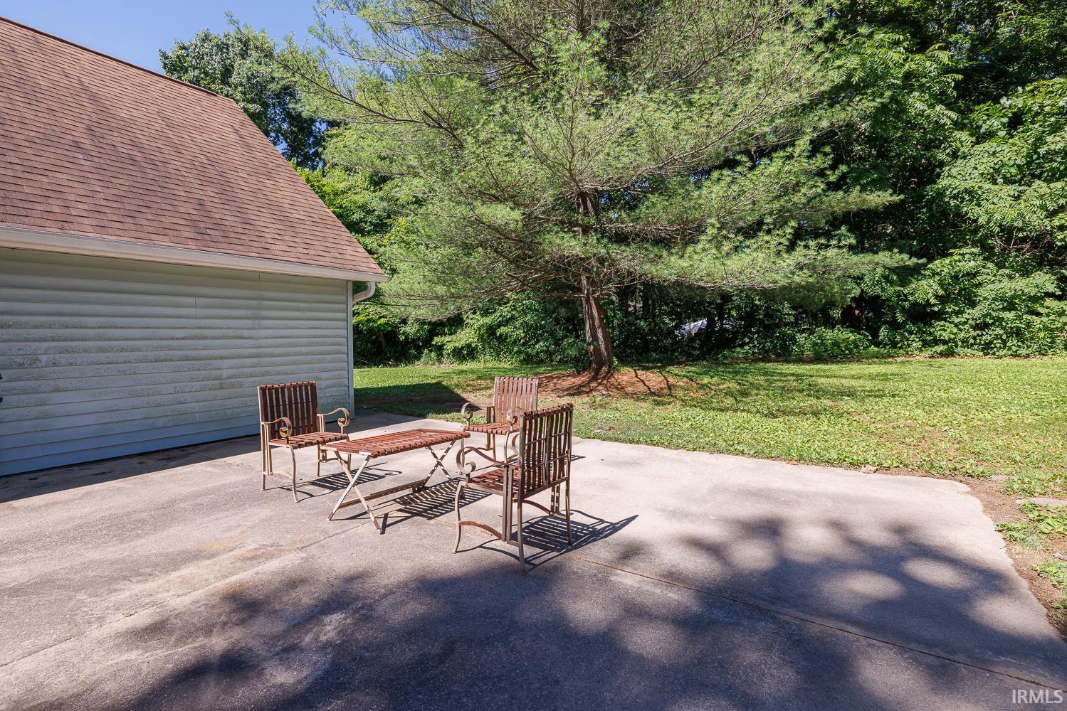 5800 West May Road Bloomington, IN 47403 - Photo 35 of 38