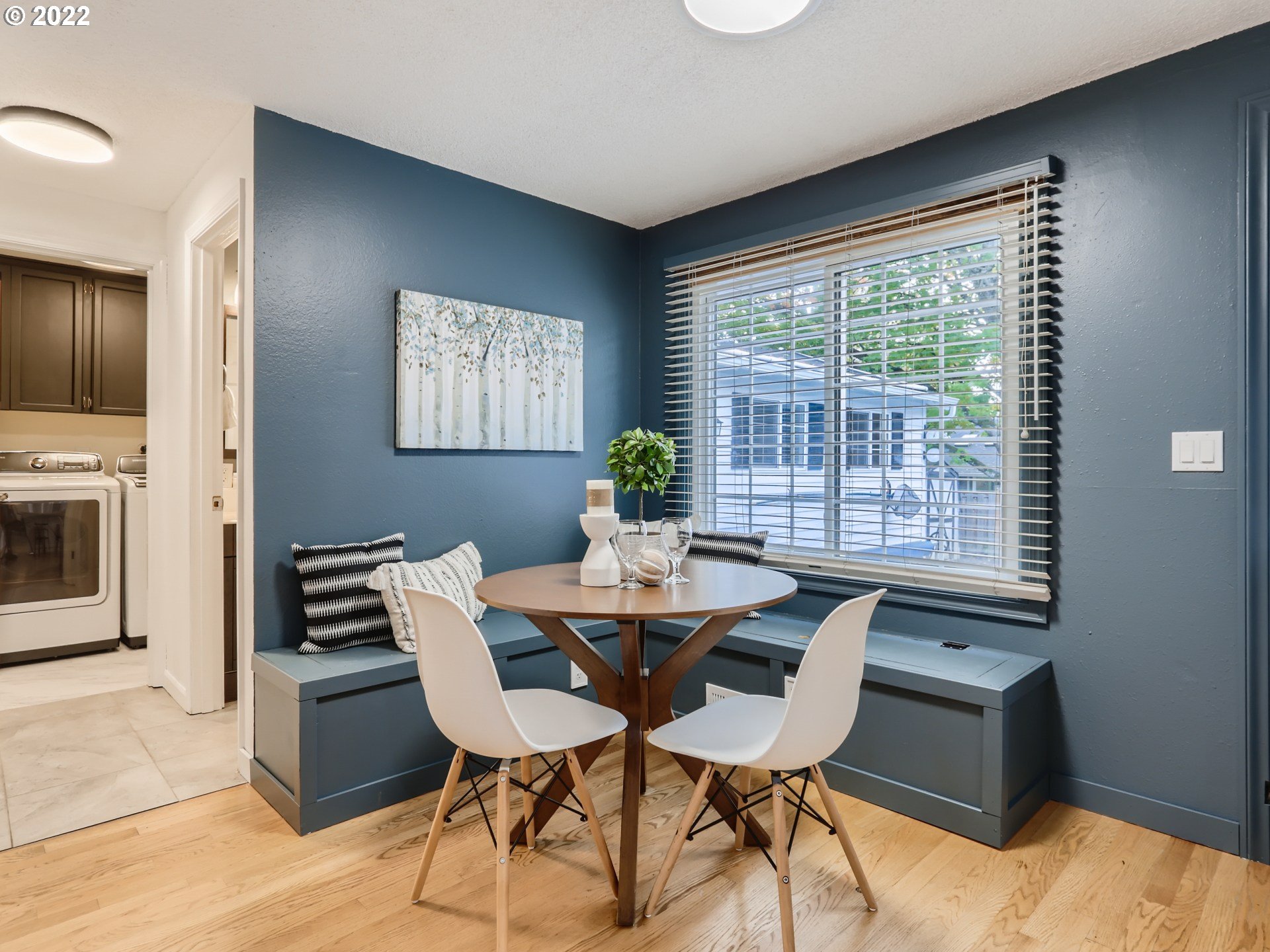 12300 Southwest Davies Road Beaverton, OR 97008 - Photo 15 of 31 a dining room with furniture and window