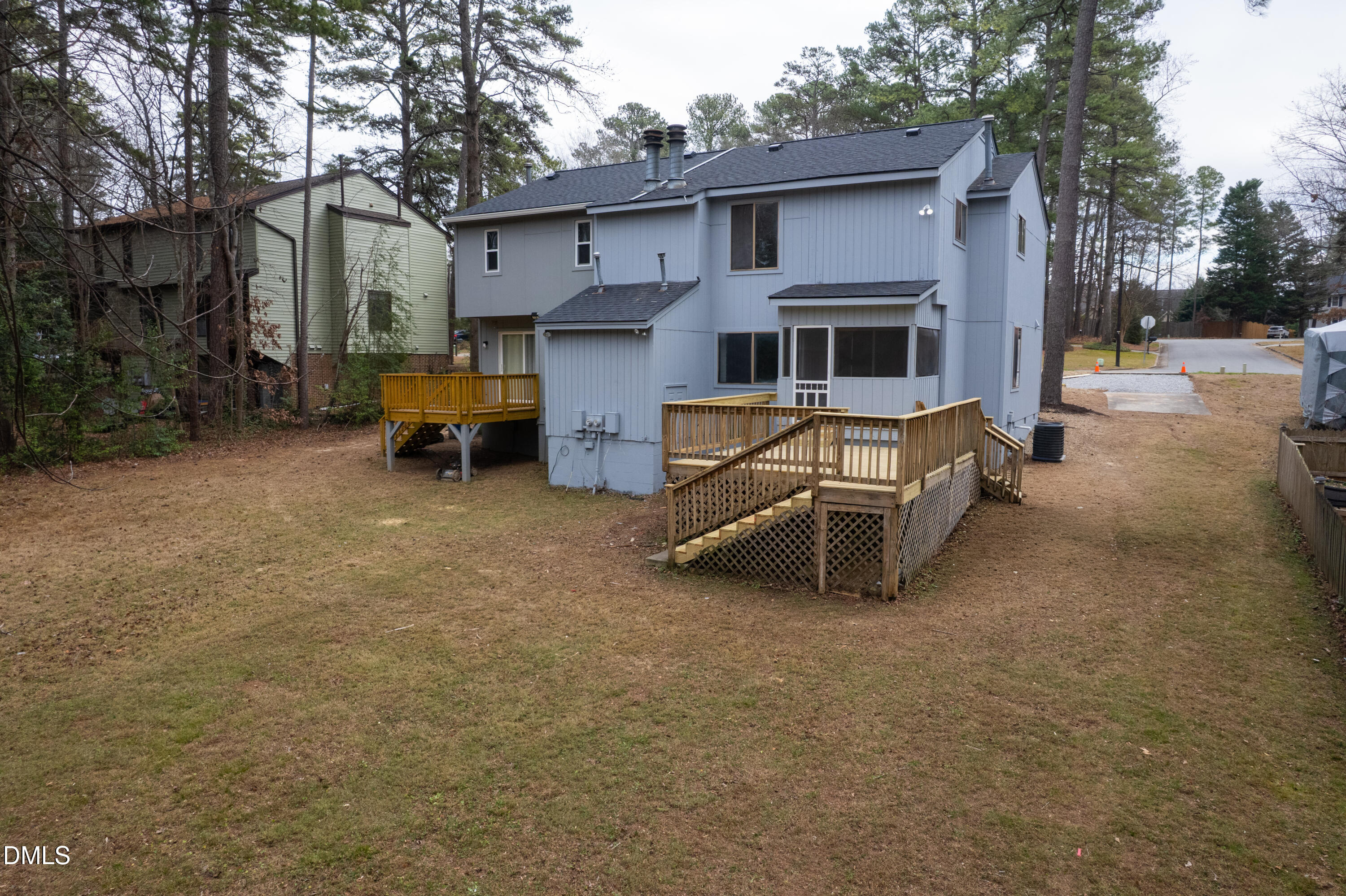 6001 Applewood Lane Raleigh, NC 27609 - Photo 26 of 36 6001Applewood3