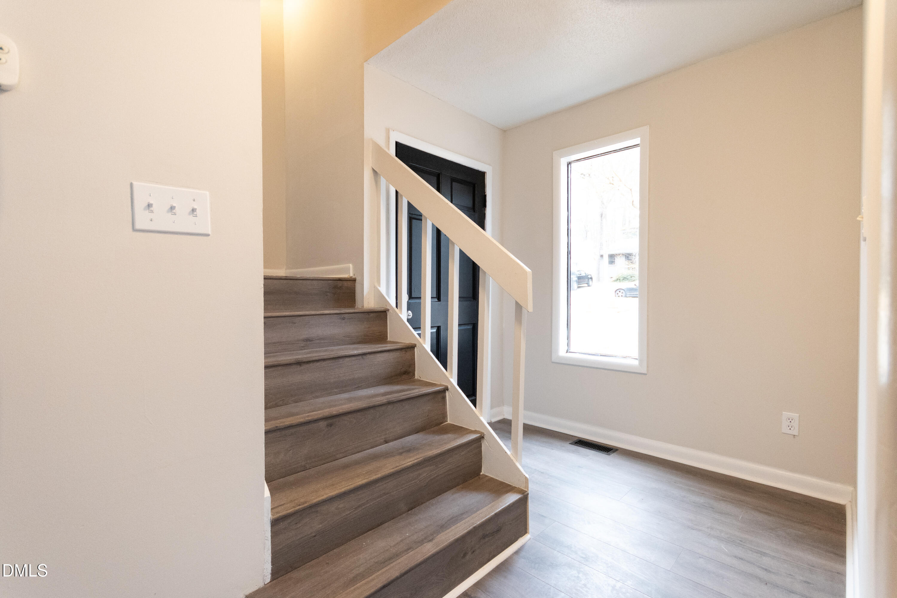 6001 Applewood Lane Raleigh, NC 27609 - Photo 7 of 36 DSC_3709 (1)