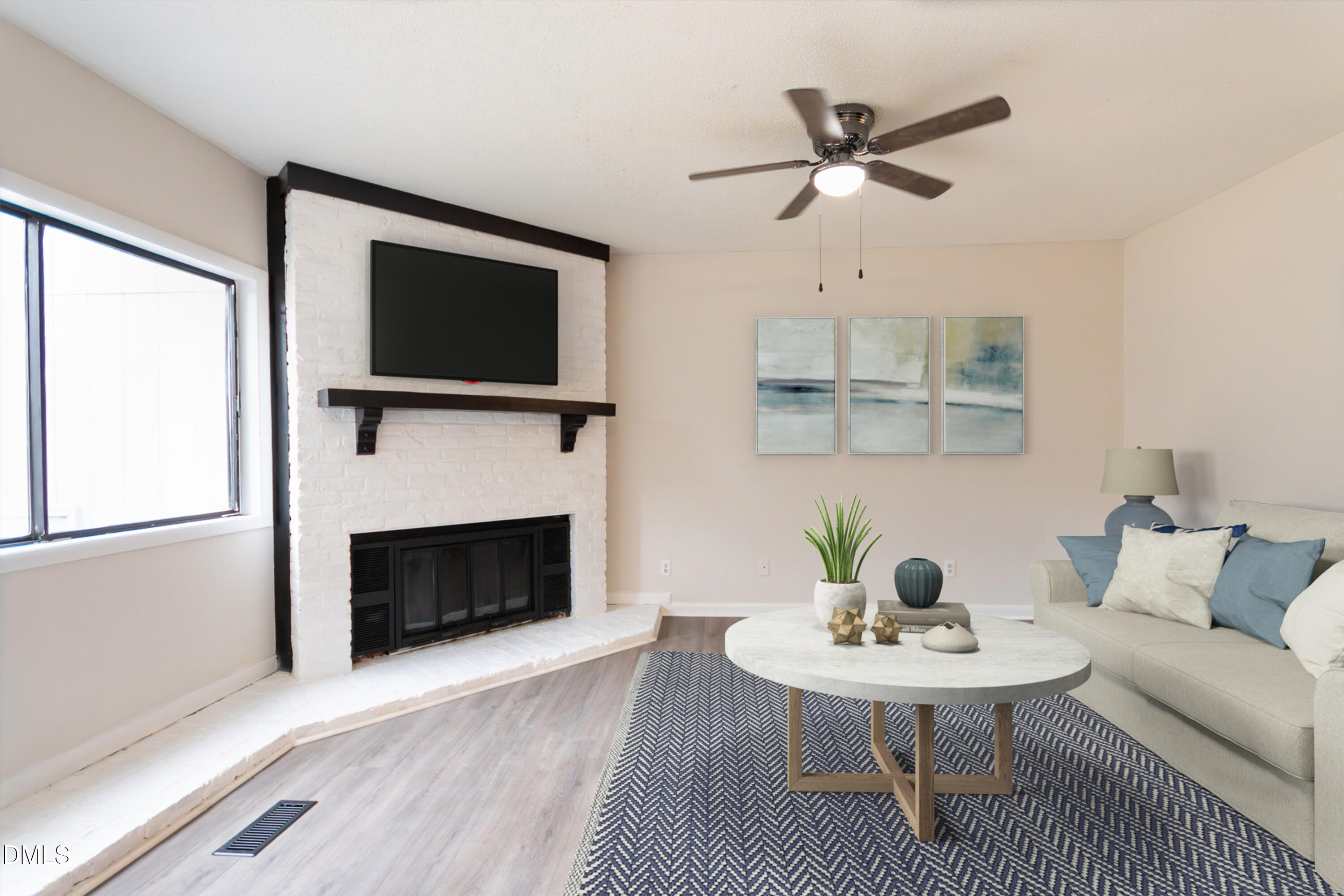 6001 Applewood Lane Raleigh, NC 27609 - Photo 8 of 36 living1