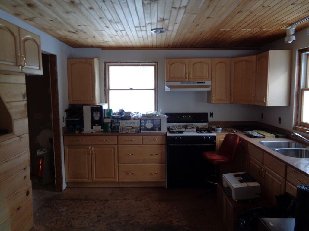 286 Medway Road Millinocket, ME 04462 - Photo 4 of 20 DSC06006 (Copy)