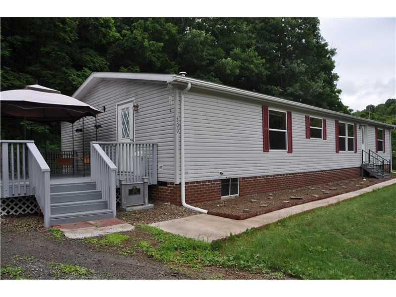 200 Gillen Road Beaver Falls, PA 15010 - Photo 1 of 21 Exterior Front.