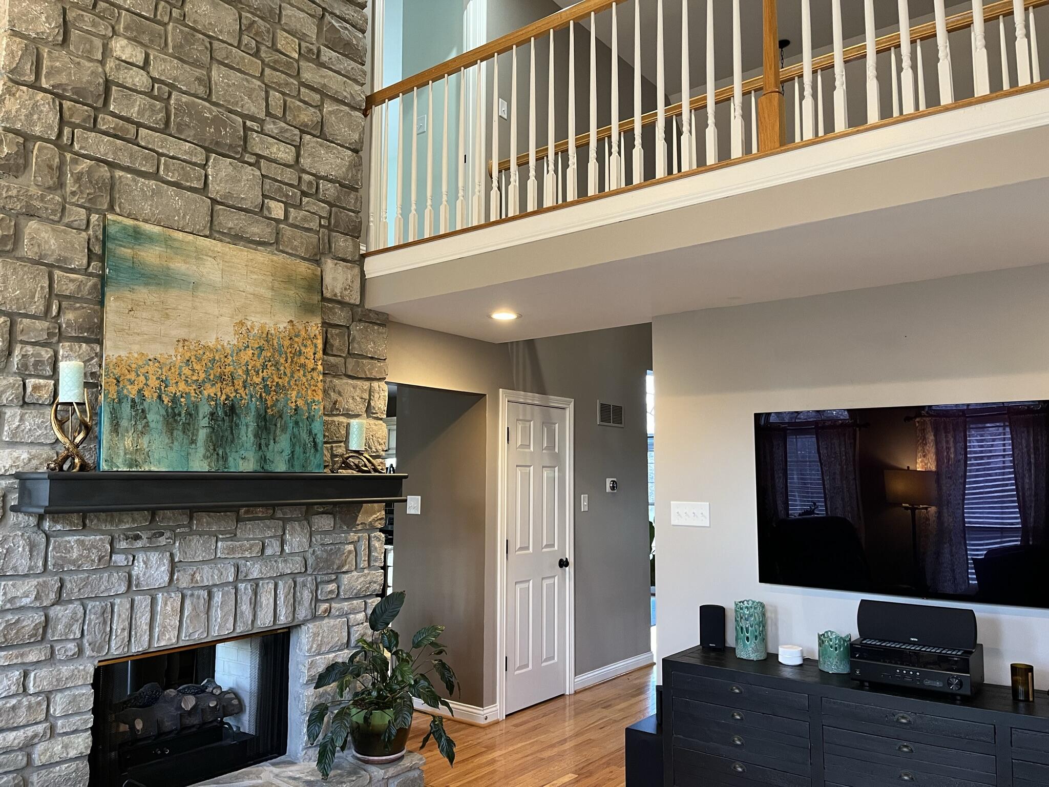 2233 Shaker Run Road Lexington, KY 40509 - Photo 8 of 49 010-LivingRm4