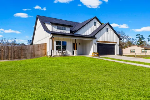 $369,000 | 162 Legend Lane, Livingston, TX 77351
