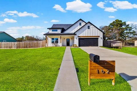 $369,000 | 162 Legend Lane, Livingston, TX 77351