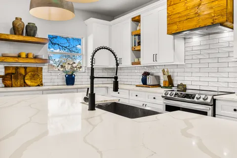 $369,000 | 162 Legend Lane, Livingston, TX 77351