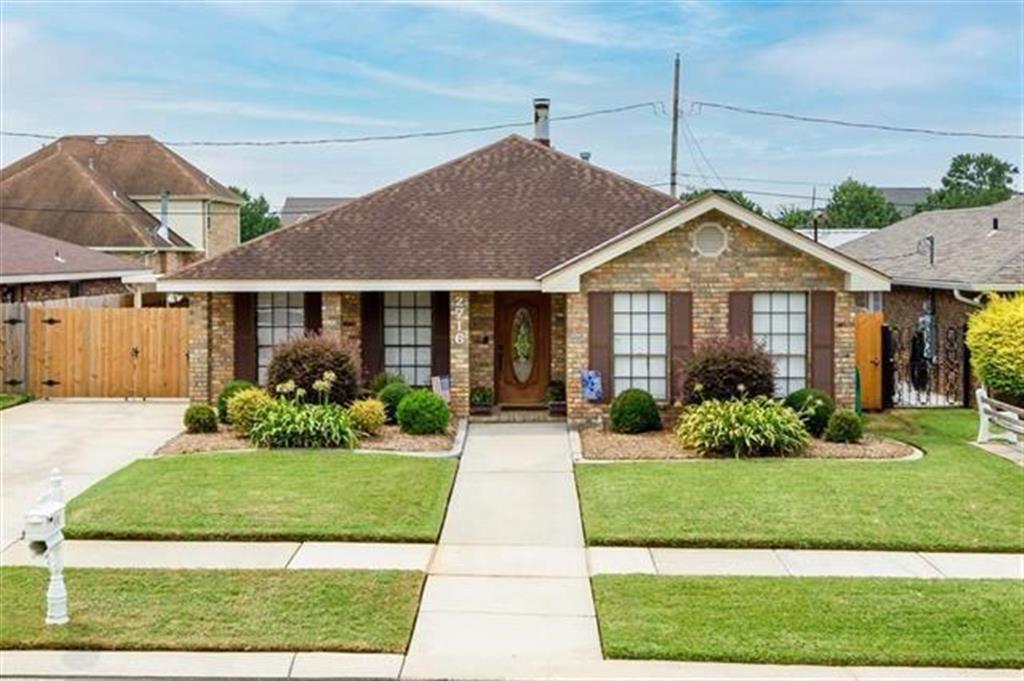 2716 Mayflower Street Meraux, LA 70075 - Photo 2 of 23