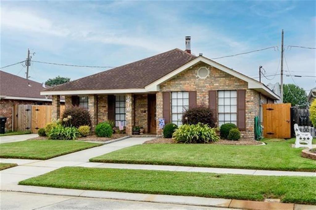2716 Mayflower Street Meraux, LA 70075 - Photo 3 of 23