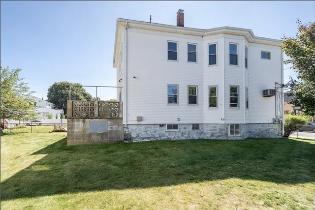 $3,200 | 24 Blaine Street, Unit 1, Malden, MA 02148