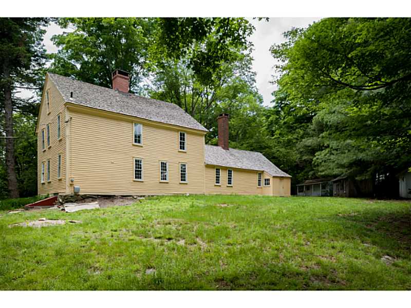 76 Wilbur Road Lincoln, RI 02865 - Photo 3 of 25 Exterior Back.