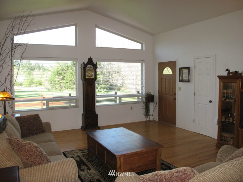 2731 O Brien Road Port Angeles, WA 98362 - Photo 4 of 15