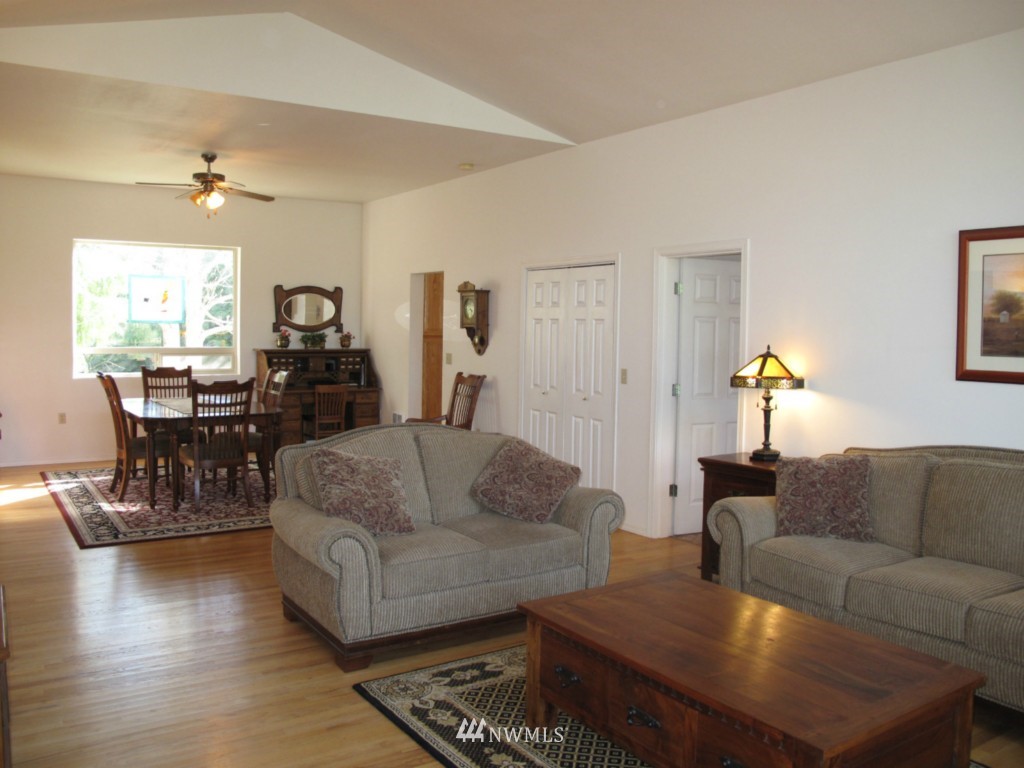 2731 O Brien Road Port Angeles, WA 98362 - Photo 5 of 15