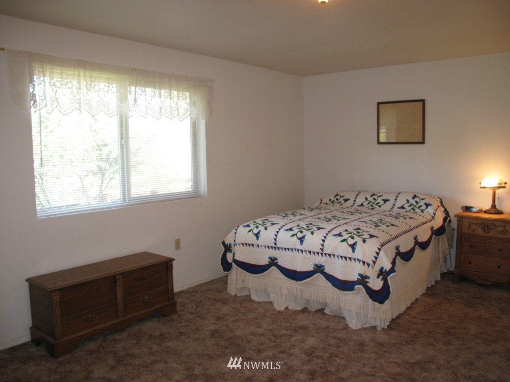 2731 O Brien Road Port Angeles, WA 98362 - Photo 10 of 15