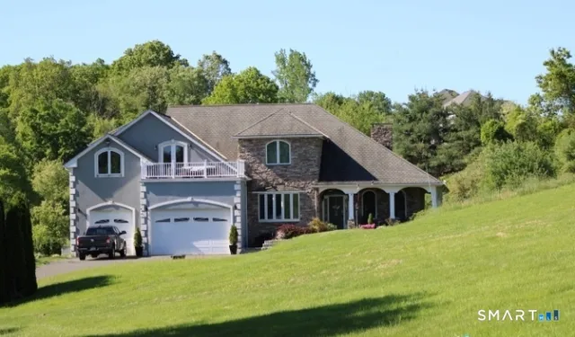 $899,000 | 1461 Bunker Hill Road, Watertown, CT 06795