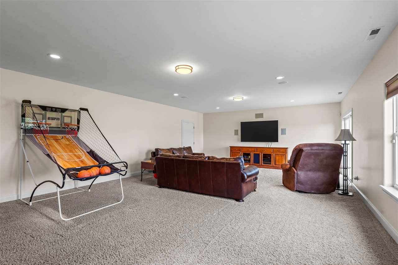 6613 Hoover Trail Road Southwest Cedar Rapids, IA 52404 - Photo 35 of 45 Gallery Image 35