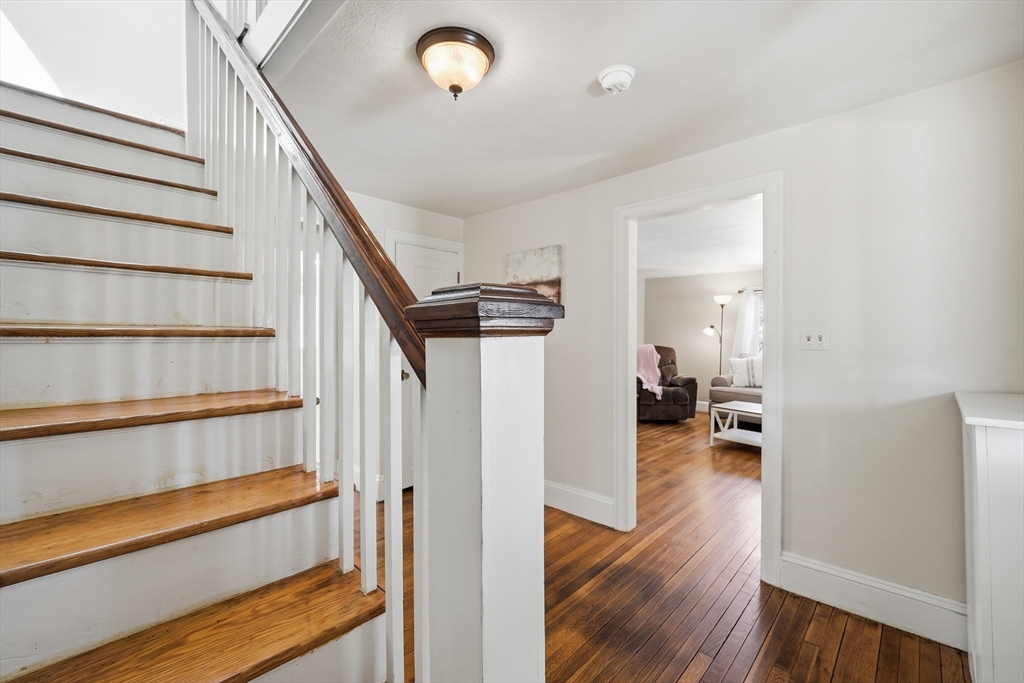 42 Carroll Street Springfield, MA 01108 - Photo 12 of 34