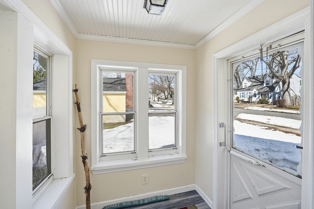 42 Carroll Street Springfield, MA 01108 - Photo 25 of 31 Gallery Image 25