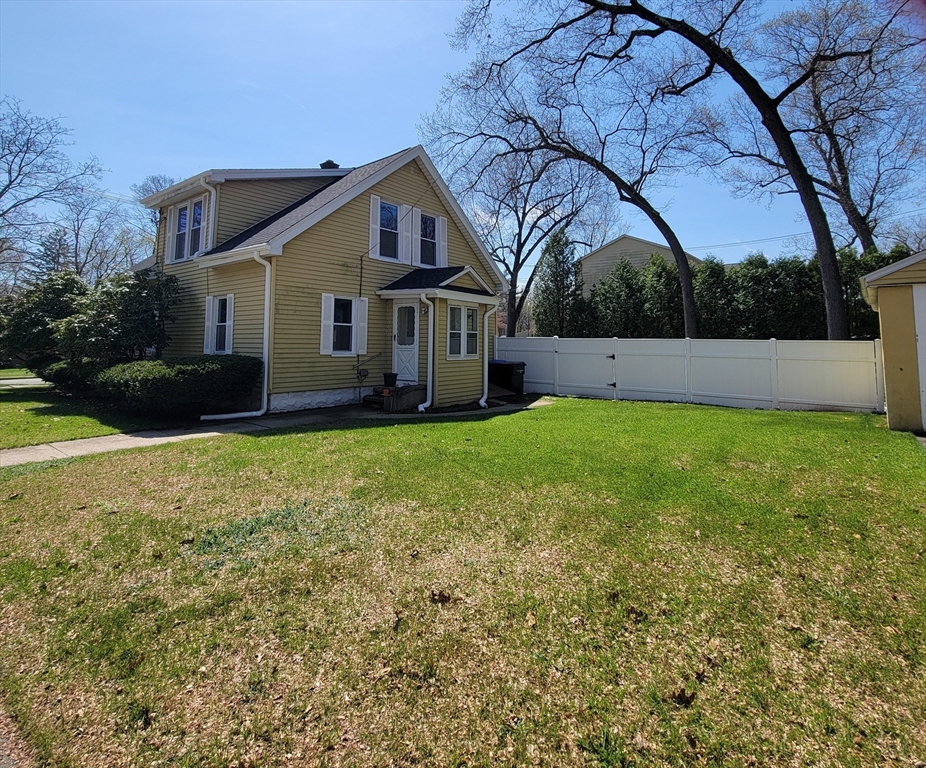 42 Carroll Street Springfield, MA 01108 - Photo 29 of 31 Gallery Image 29
