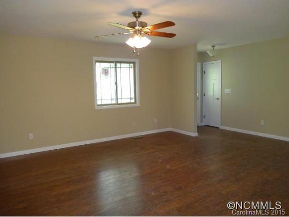 15 Rollins Pl Road Brevard, NC 28712 - Photo 3 of 18 Gallery Image 3