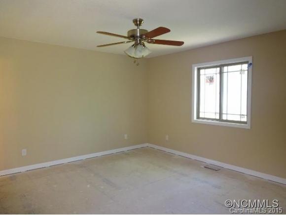 15 Rollins Pl Road Brevard, NC 28712 - Photo 8 of 18 Gallery Image 8