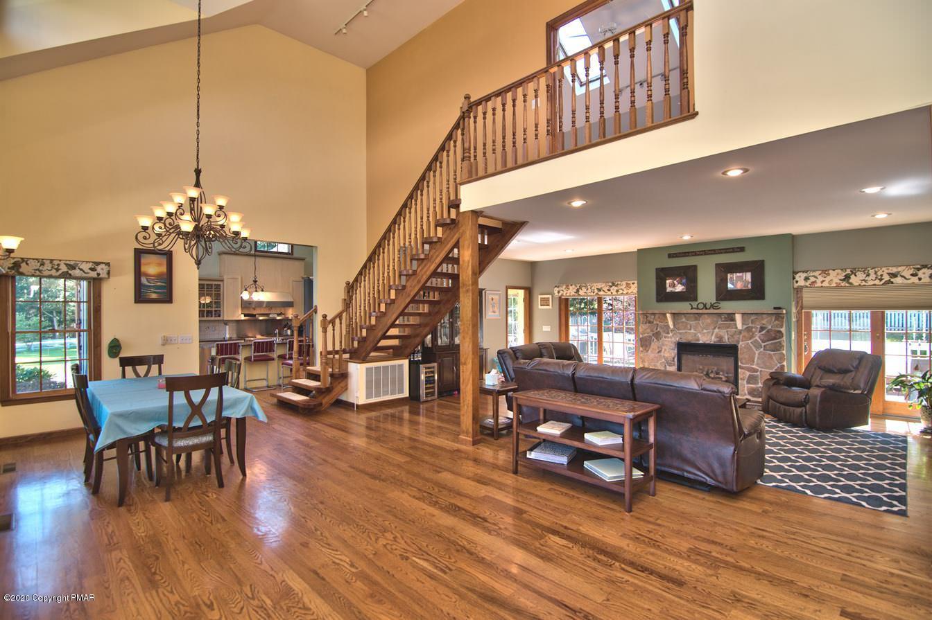 172 Maines Road Hawley, PA 18428 - Photo 15 of 122 Living/Dining Combo