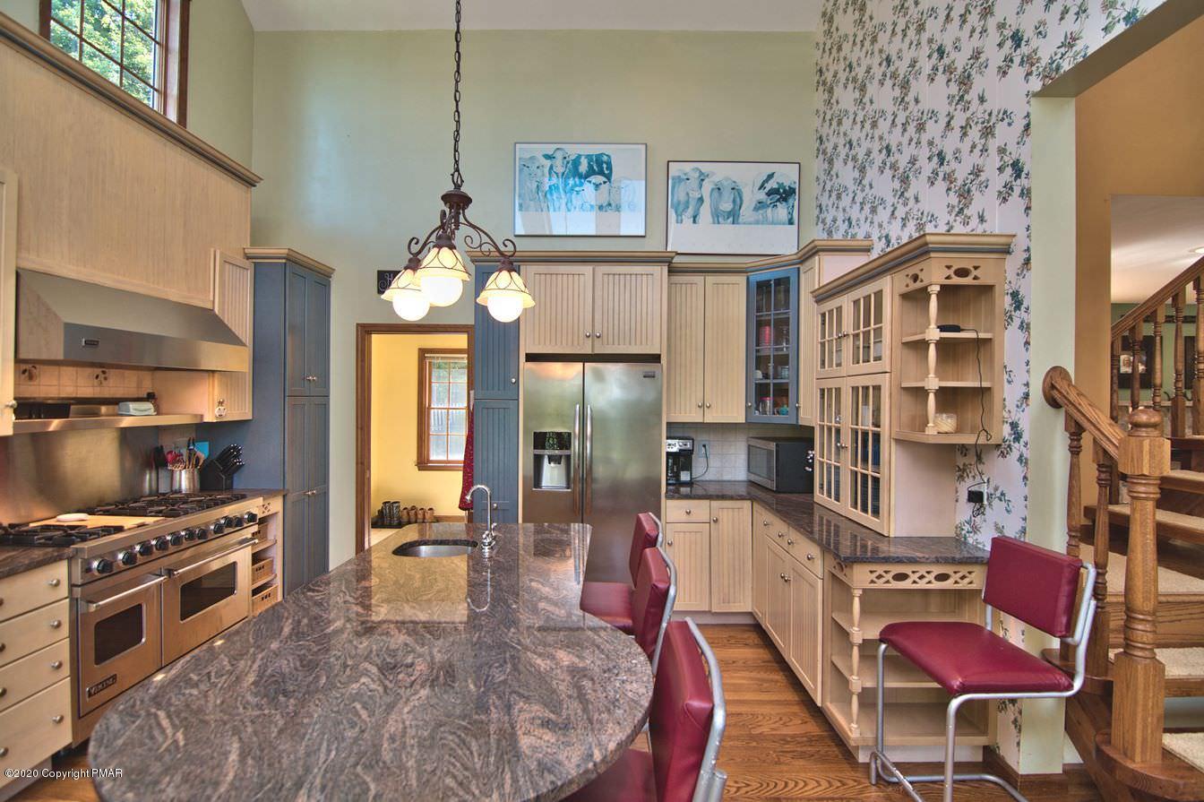 172 Maines Road Hawley, PA 18428 - Photo 24 of 122 Kitchen
