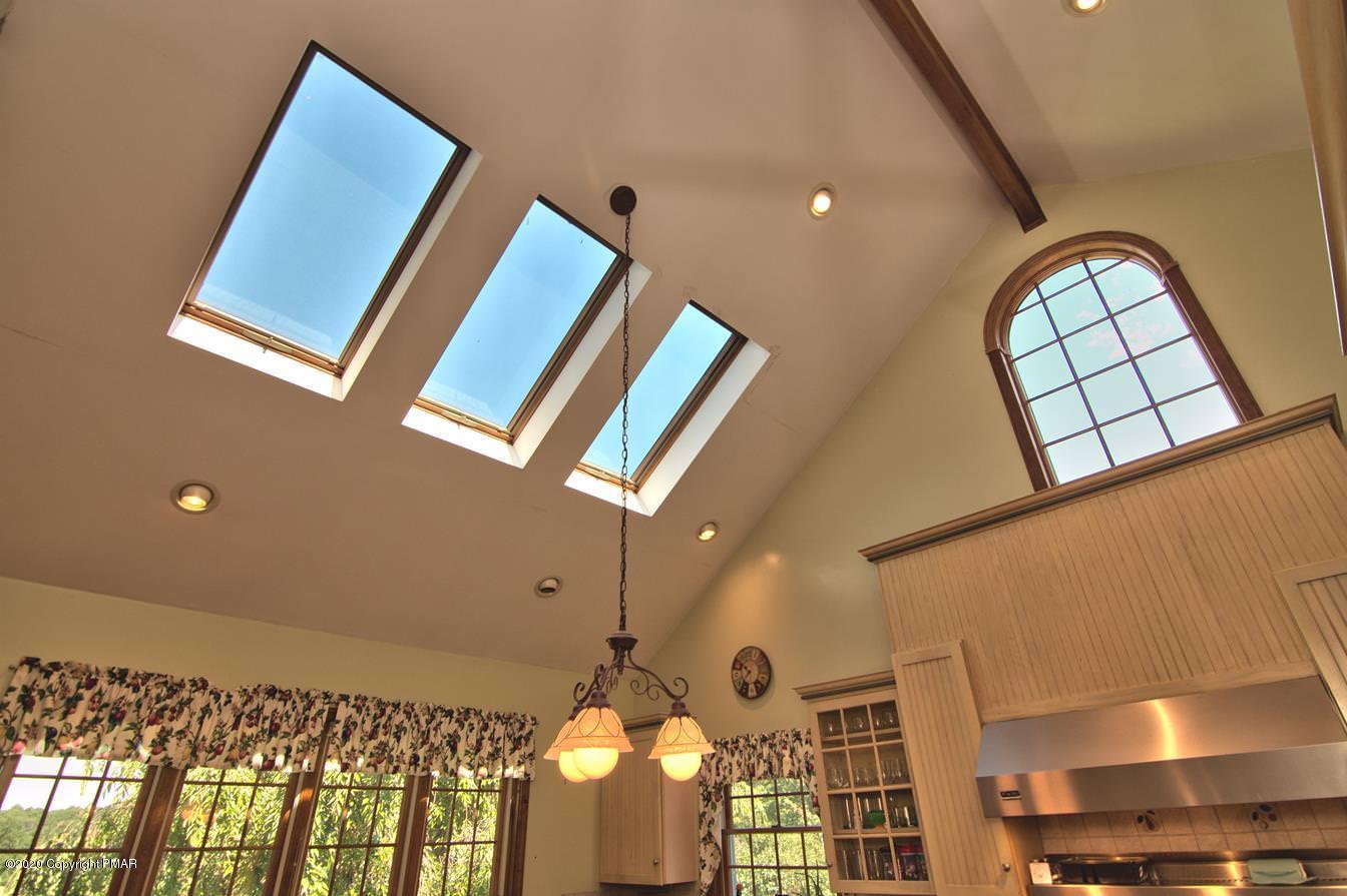 172 Maines Road Hawley, PA 18428 - Photo 28 of 122 Skylights