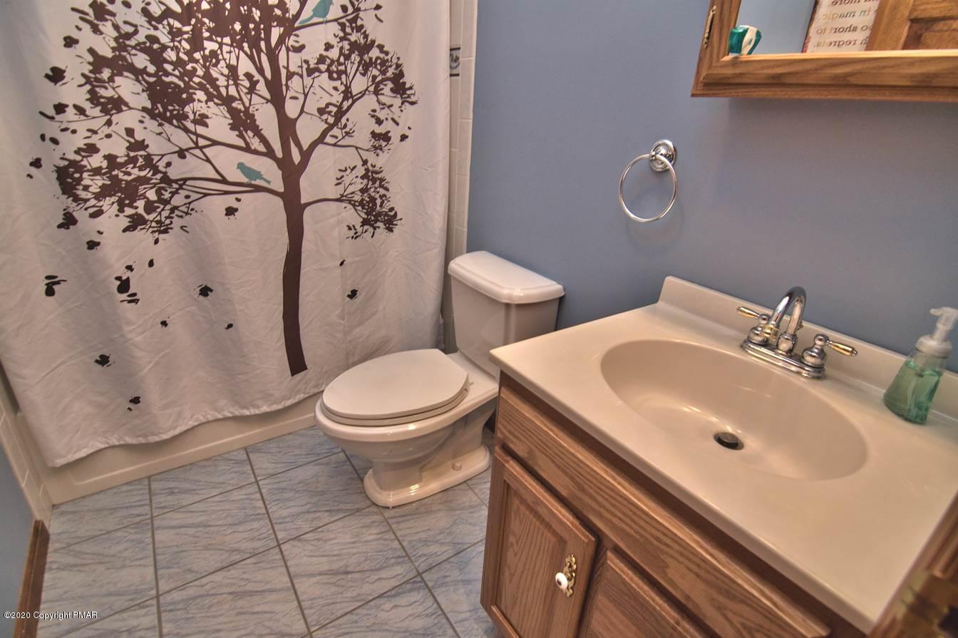 172 Maines Road Hawley, PA 18428 - Photo 37 of 122 Full bath 1st floor